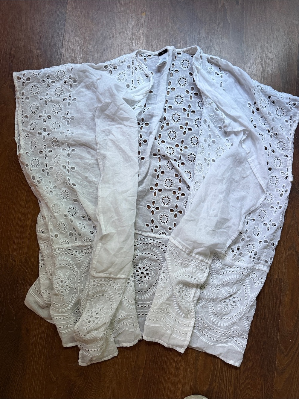 White Eyelet Lace Long Sleeve Kimono Cardigan